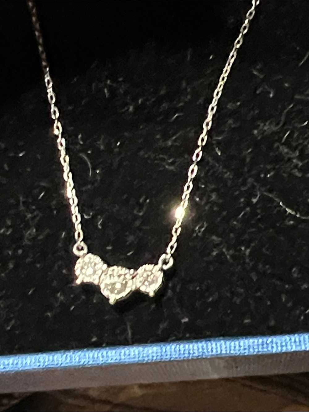 Elegant Silver Heart Diamond Cluster Necklace - Sparkling Pendant (925)